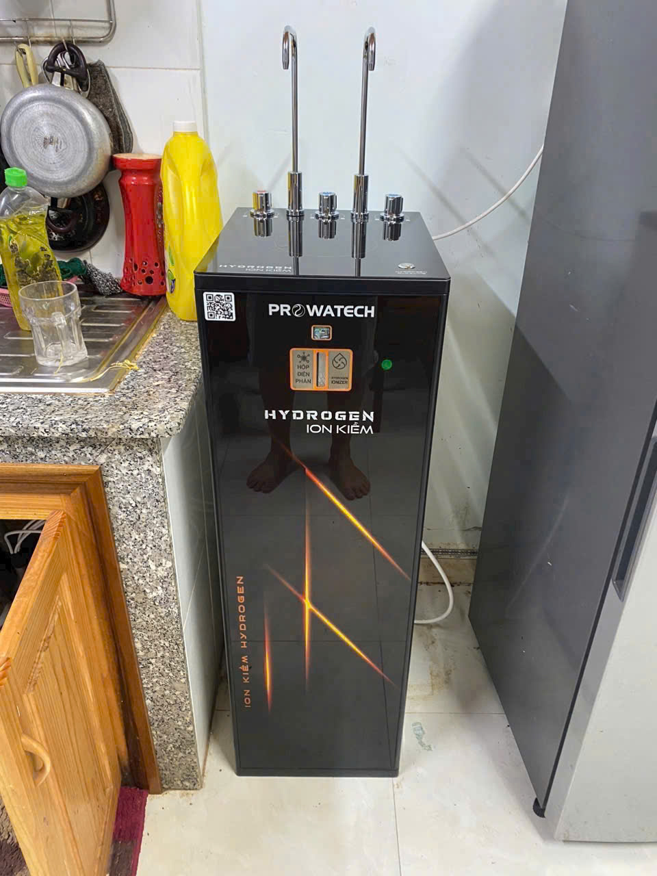 MÁY LỌC NƯỚC NÓNG LẠNH HYDROGEN ION KIỀM ĐIỆN GIẢI PROWATECH
